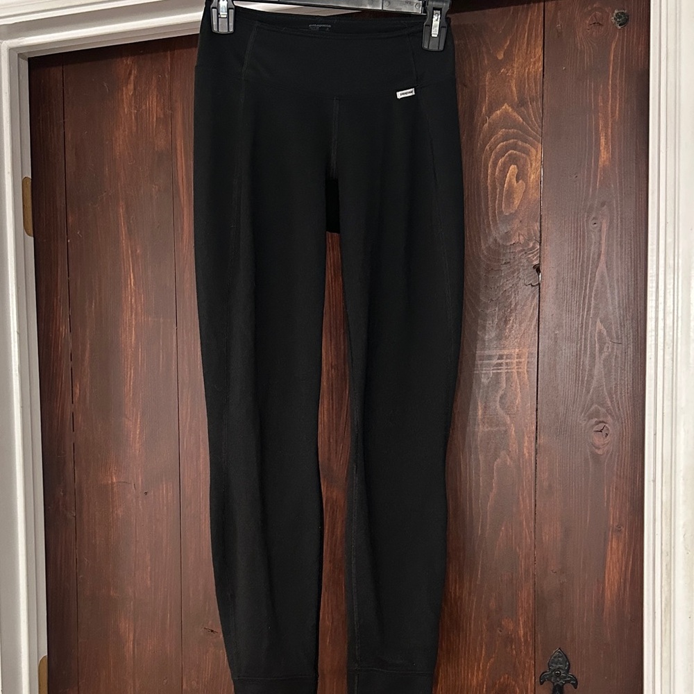 Patagonia Black base layer Leggings